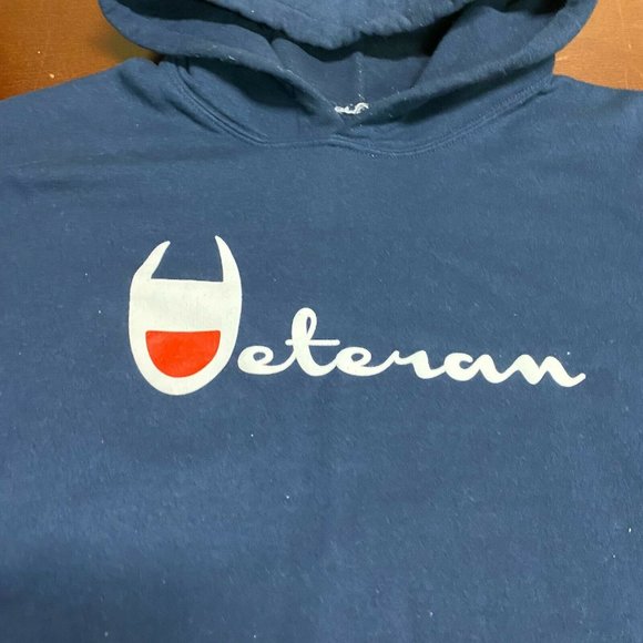 Get Fame.Us Long Sleeve Pullover Hoodie Size Large - Picture 2 of 3